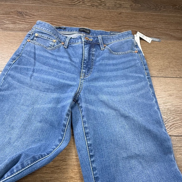 Talbots High-Rise Crop Flare Jeans 6 PETITE, New with Tags, Denim, Everyday Fall - Picture 10 of 13